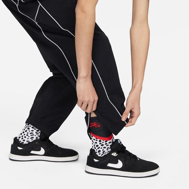 Nike SB スノーボードパンツ Lサイズ ブラック NIKE SB ナイキエスビー ロングパンツ キッズ ロンパン ジュニア チノ