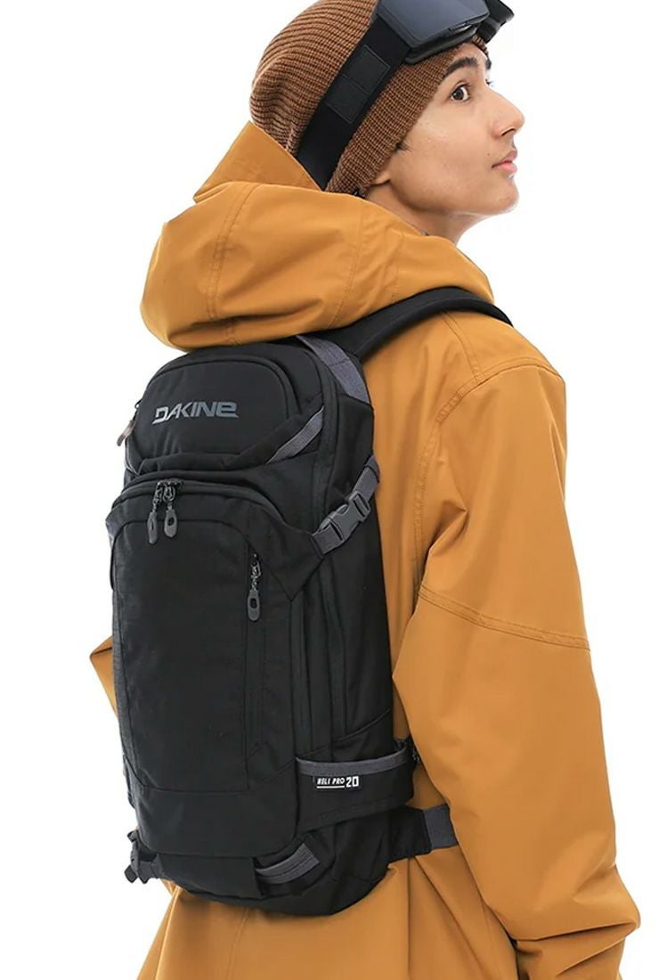 2026 DAKINE ダカイン HELI PRO BACKPACK 20L ヘリプロ バックパック