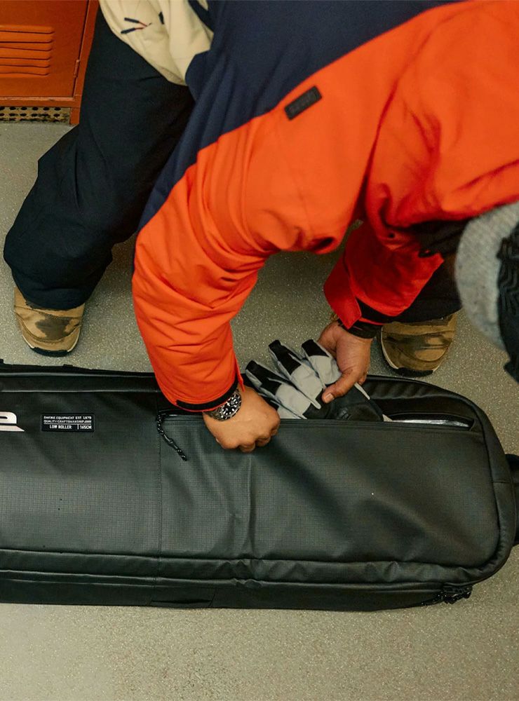 2026 DAKINE ダカイン LOW ROLLER SNOWBOARD BAG ローローラー
